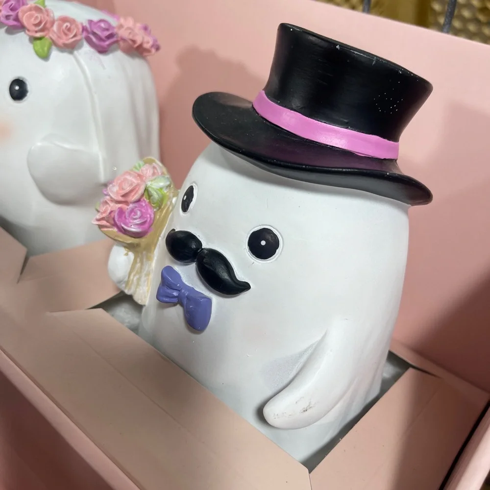 Pink Halloween Ghost Girl Bride & Groom Ghost Set of 2  Resin Figures NWT